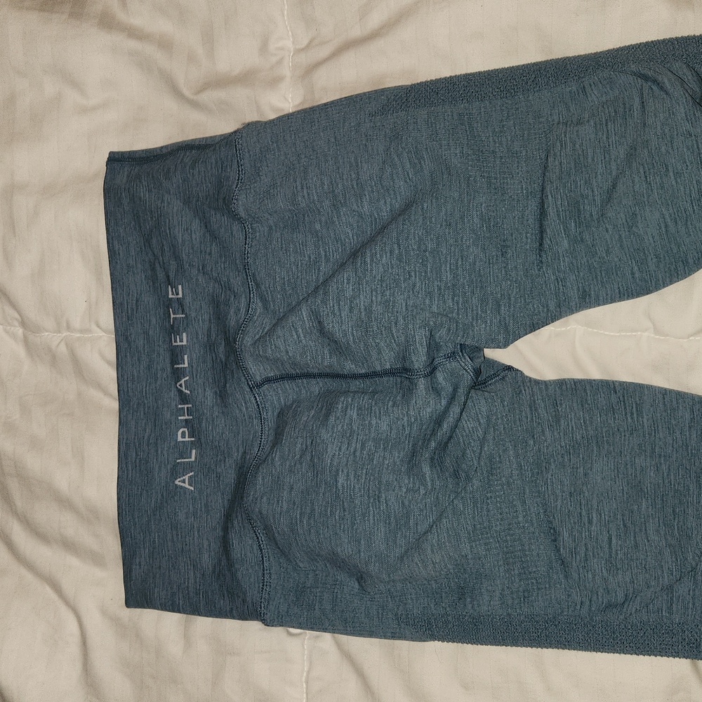 ALPHALETE Aero Leggings